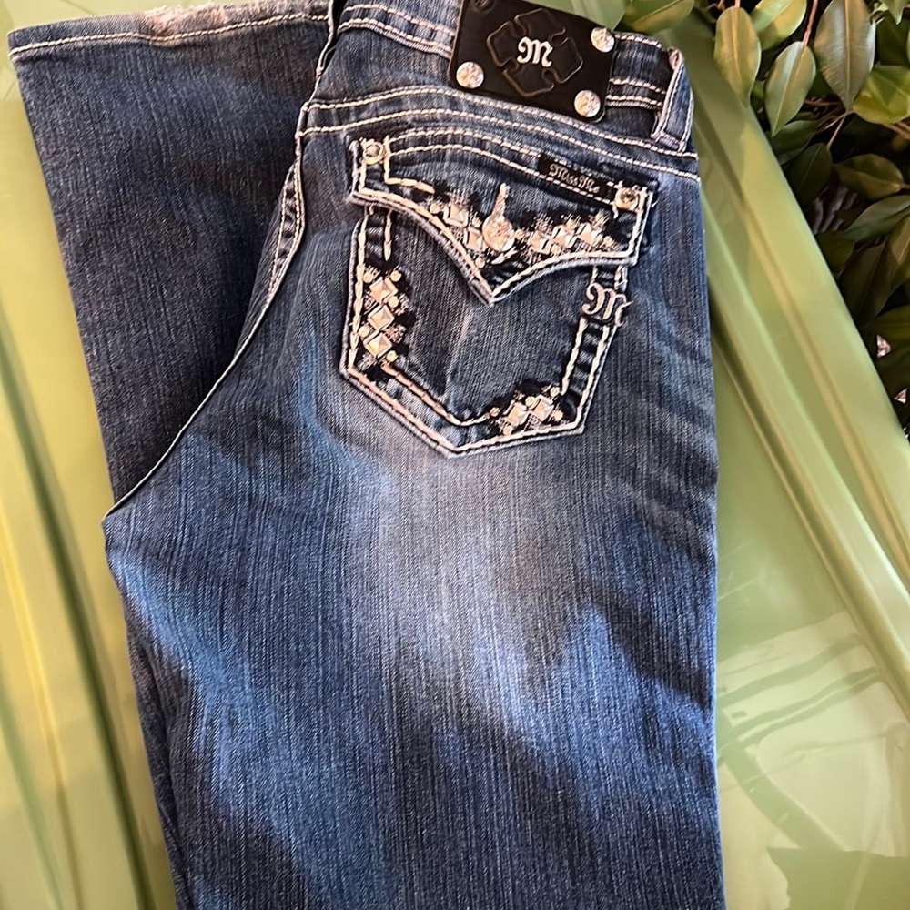 Super cute miss me jeans boot cut size 32, length 34